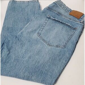 AEROPOSTALE Mom Jean Light Wash Blue 4 Button Close 34x26.5 Ankle Crop Straight